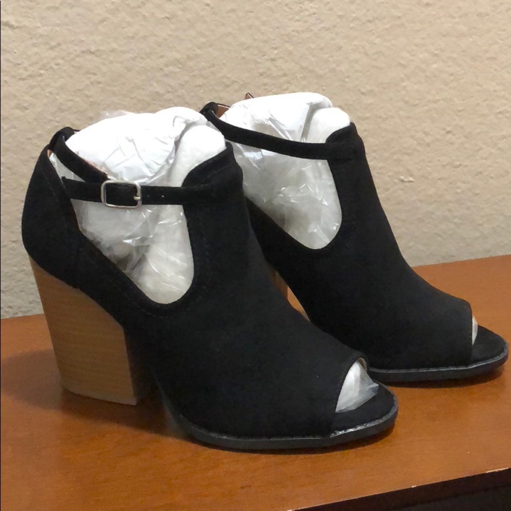 Bootie - Picture 2 of 5